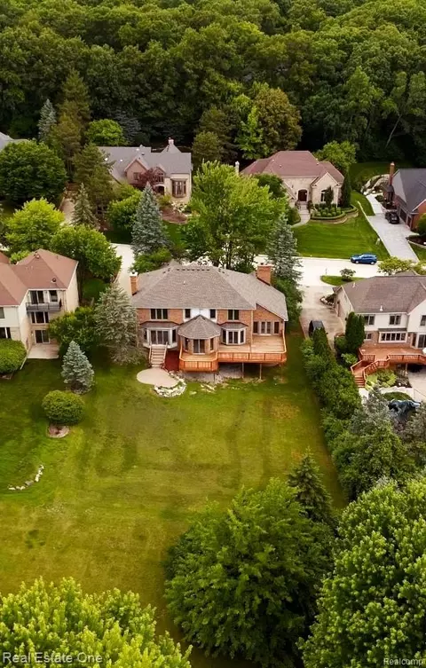 View/Area - 2898 Eagle Dr, Rochester Hills, MI 48309 photo 3 of 4