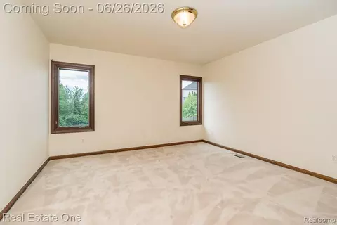 Bedroom - 2898 Eagle Dr, Rochester Hills, MI 48309 photo 5 of 5