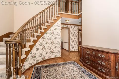 Entry Way - 2898 Eagle Dr, Rochester Hills, MI 48309 photo 3 of 3