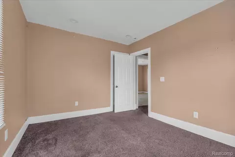 Bedroom - 11368 Nardin Dr, Detroit, MI 48204 photo 2 of 6