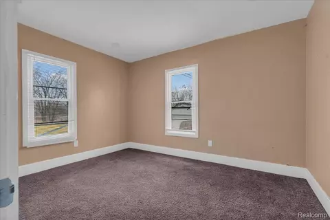 Bedroom - 11368 Nardin Dr, Detroit, MI 48204 photo 1 of 6