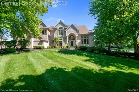 49906 Fuller Ct, Plymouth, MI 48170