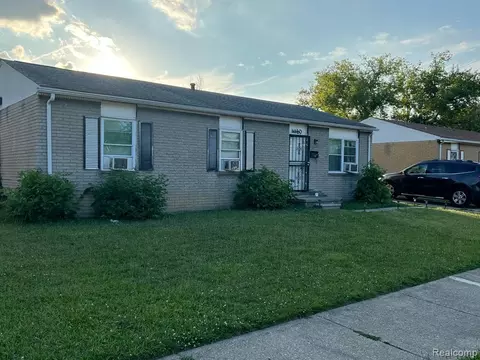 4460 Isabelle St, Inkster, MI 48141