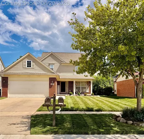 30680 Nelson Cir, Westland, MI 48186
