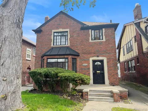17152 Ohio St, Detroit, MI 48221