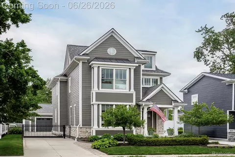 1421 Holland St, Birmingham, MI 48009
