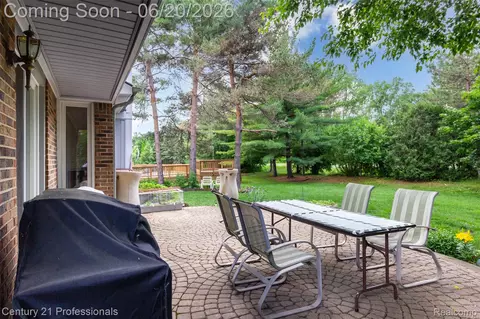 Other - 6241 Smithfield Dr, Troy, MI 48085 photo 16 of 17