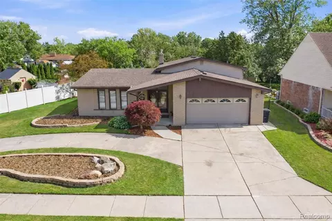 View/Area - 14137 Cranbrook St, Riverview, MI 48193 photo 1 of 7
