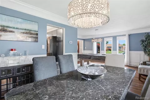 Dining - 14137 Cranbrook St, Riverview, MI 48193 photo 6 of 7