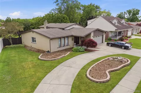 View/Area - 14137 Cranbrook St, Riverview, MI 48193 photo 5 of 7