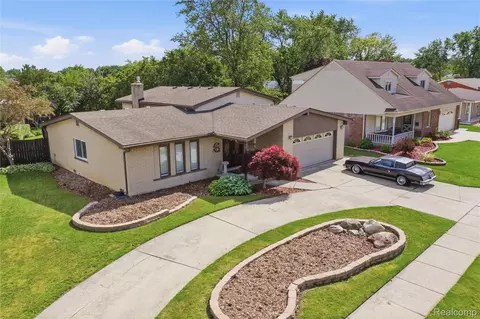 View/Area - 14137 Cranbrook St, Riverview, MI 48193 photo 3 of 7