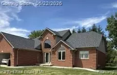 50727 Russell Dr, Macomb, MI 48044