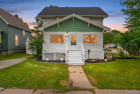 2926 South Blvd, Port Huron, MI 48060