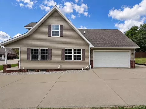 4247 Banker St, North Branch, MI 48461