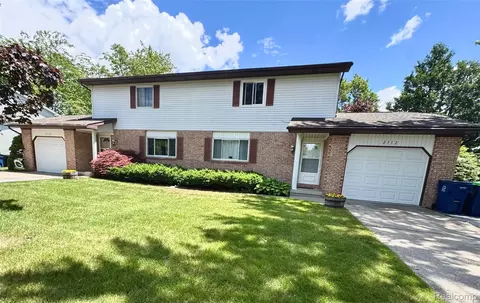2312 Darwin Ln, Saginaw, MI 48603