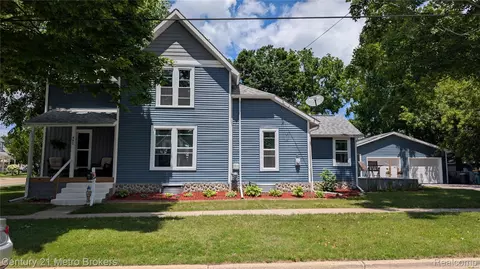 301 Mill St, Flushing, MI 48433