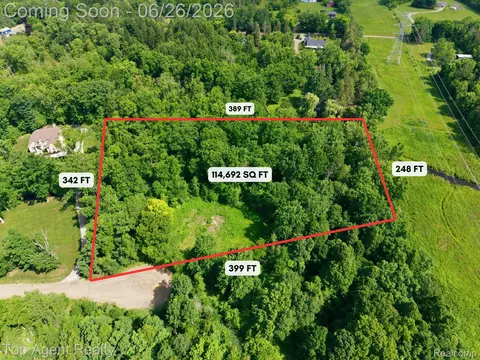 657 Donna Mae, Addison, MI 48367