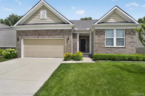 4699 Bingham Rd, Canton, MI 48188