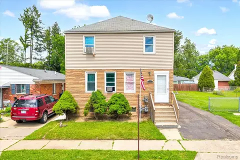 2180 Olive Ave, Lincoln Park, MI 48146