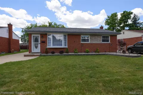 29661 Brown Ct, Garden City, MI 48135