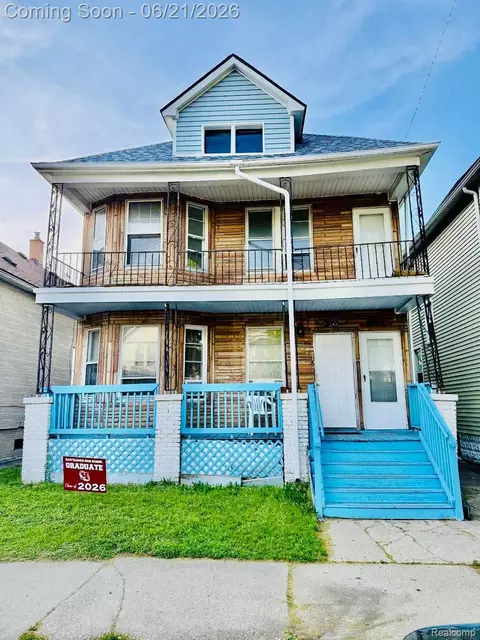 3055 Belmont St, Hamtramck, MI 48212