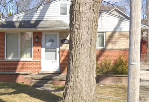 920 Cloverdale Dr, Royal Oak, MI 48067