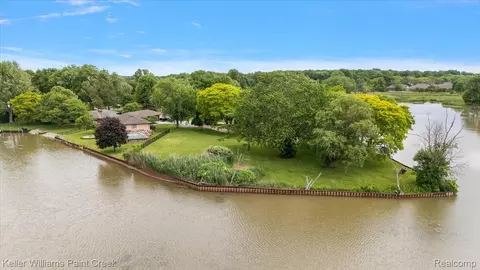 00 Octavia St, Chesterfield, MI 48047