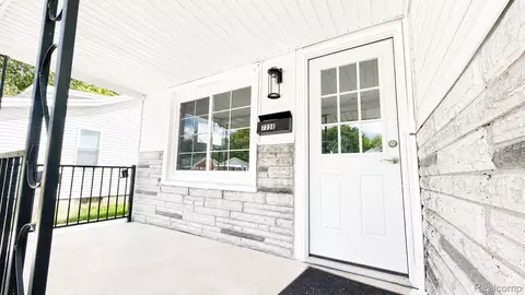 Exterior - 7236 Studebaker Ave, Warren, MI 48091 photo 3 of 5