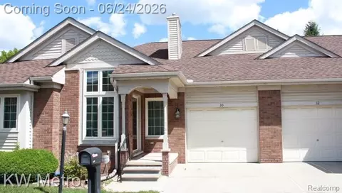 10 Canfield Cir #5, Dearborn Heights, MI 48127