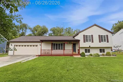 88 Luella Ave, Scio, MI 48103