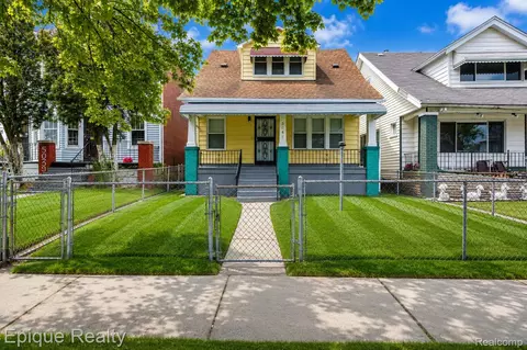 5045 Fairview St, Detroit, MI 48213