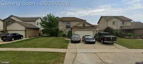 46158 Duke Dr, Chesterfield, MI 48051