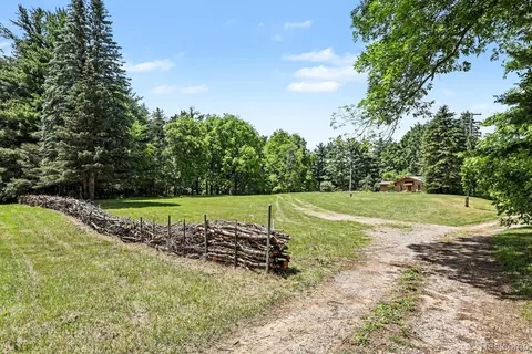 4202 Kingston Rd, Koylton, MI 48741