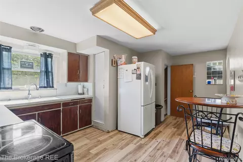 3290 Drexel Ave, Flint, MI 48506 photo 17