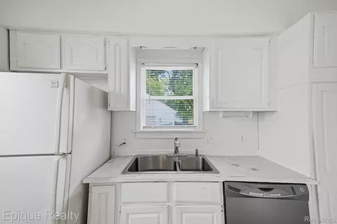 2015 Gold Ave, Flint, MI 48503 photo 12