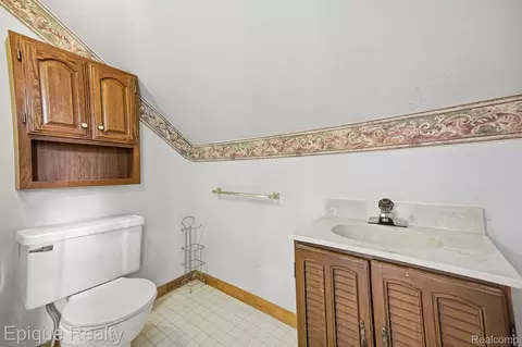 2015 Gold Ave, Flint, MI 48503 photo 22