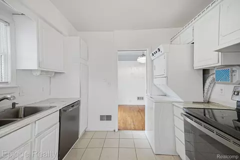 2015 Gold Ave, Flint, MI 48503 photo 14