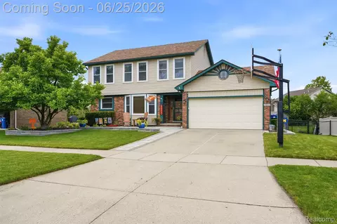 45658 Hanford Rd, Canton, MI 48187