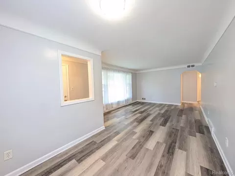 3613 Cherokee Ave, Flint, MI 48507 photo 11