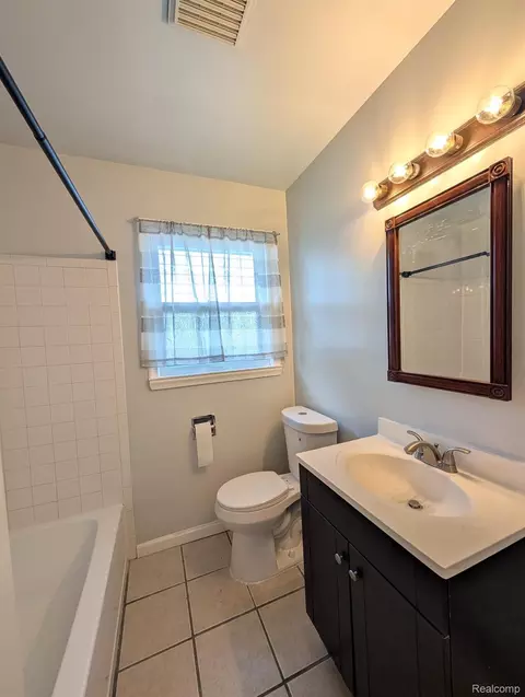 3613 Cherokee Ave, Flint, MI 48507 photo 15