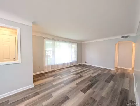 3613 Cherokee Ave, Flint, MI 48507 photo 3