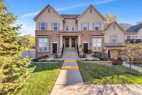 22338 Abbey Ln, Dearborn, MI 48124