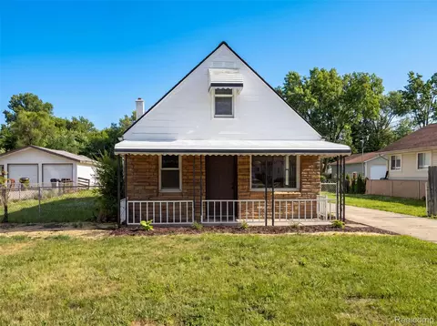 5456 Northlawn Dr, Sterling Heights, MI 48310
