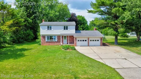 10379 Hegel Rd, Goodrich, MI 48438