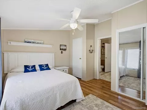 Bedroom - 2545 Lakeshore Rd, Applegate, MI 48401 photo 1 of 3