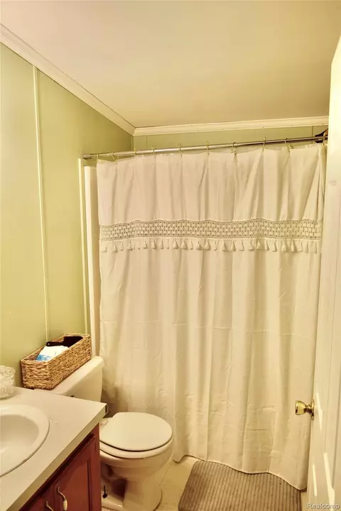 Bath - 2140 S Dye Rd, Flint, MI 48532 photo 5 of 5