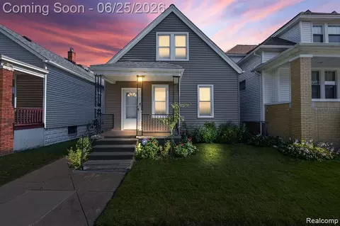2310 Neibel St, Hamtramck, MI 48212