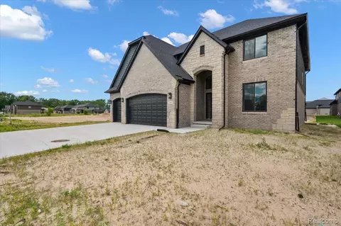 Exterior - 24463 Tribute Dr, Macomb, MI 48042 photo 4 of 7