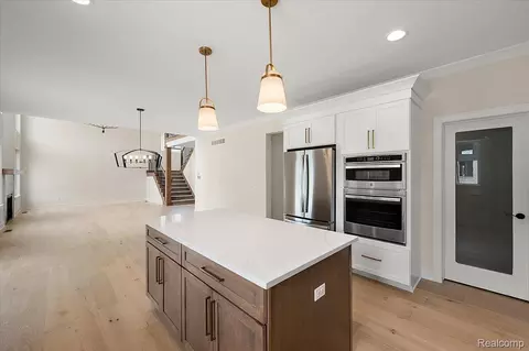 Kitchen - 24463 Tribute Dr, Macomb, MI 48042 photo 5 of 5