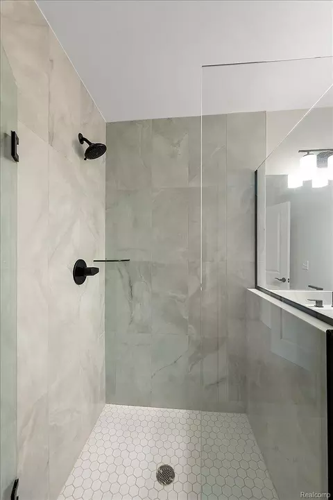 Bath - 24463 Tribute Dr, Macomb, MI 48042 photo 5 of 12